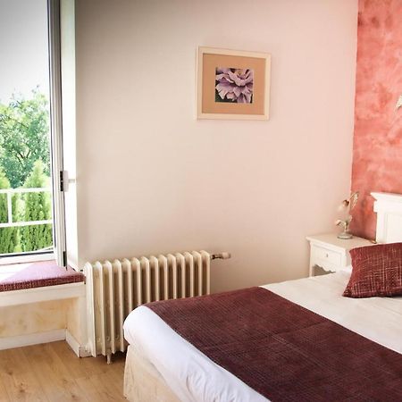 Auberge Des 7 Tours Martel Exteriér fotografie